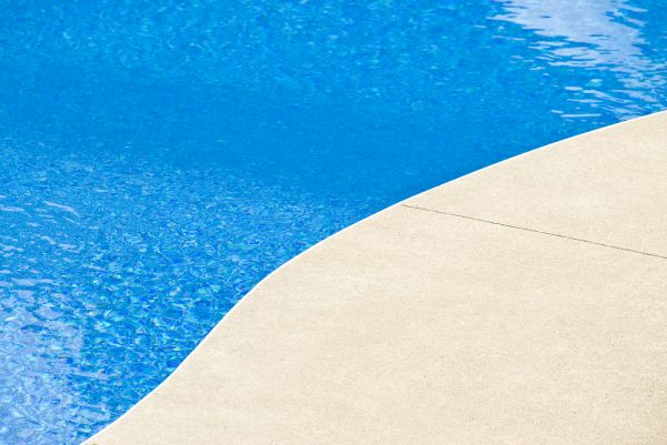 Cost of Pool Deck Construction in Seattle