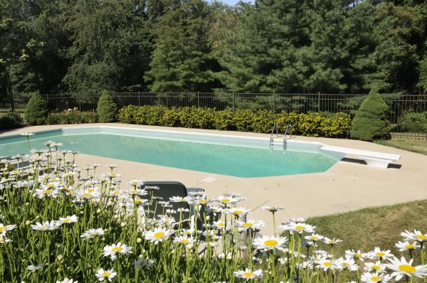 Cost of Concrete Deck Installation in Seattle