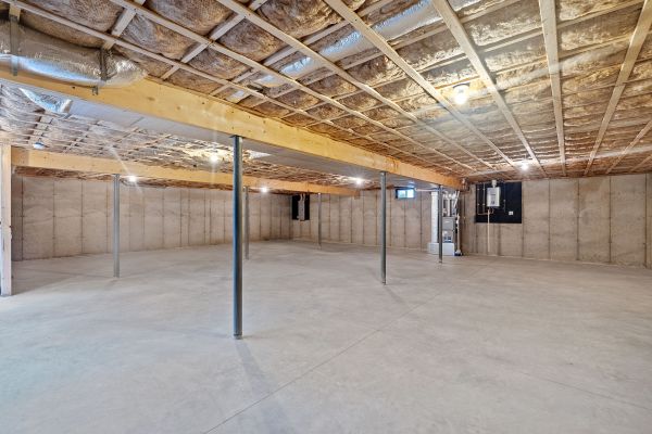 Basement Floor Installation in Seattle