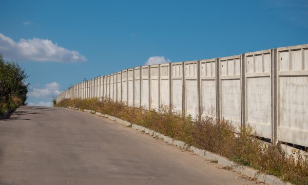 Cost of Cement Fence Installation in Seattle