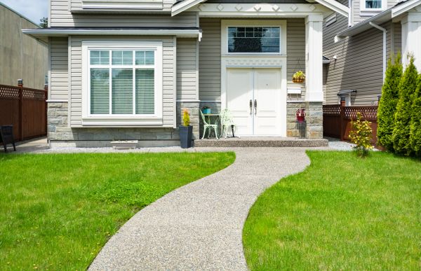 Cost of Concrete Path Construction in Seattle