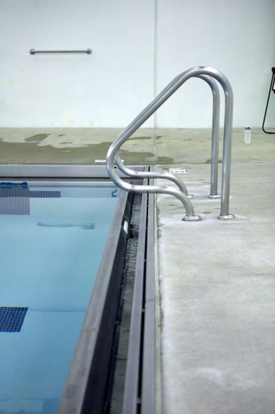 Cost of Poolside Concrete Paving in Seattle