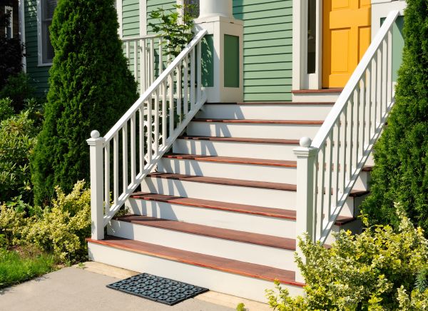 Cost of Front Steps Construction in Seattle